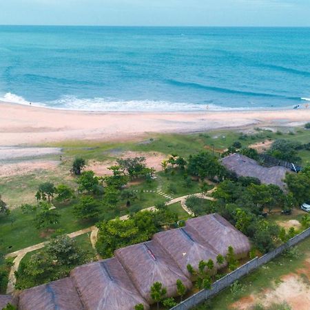 Blue Waters Arugam Bay Exterior foto