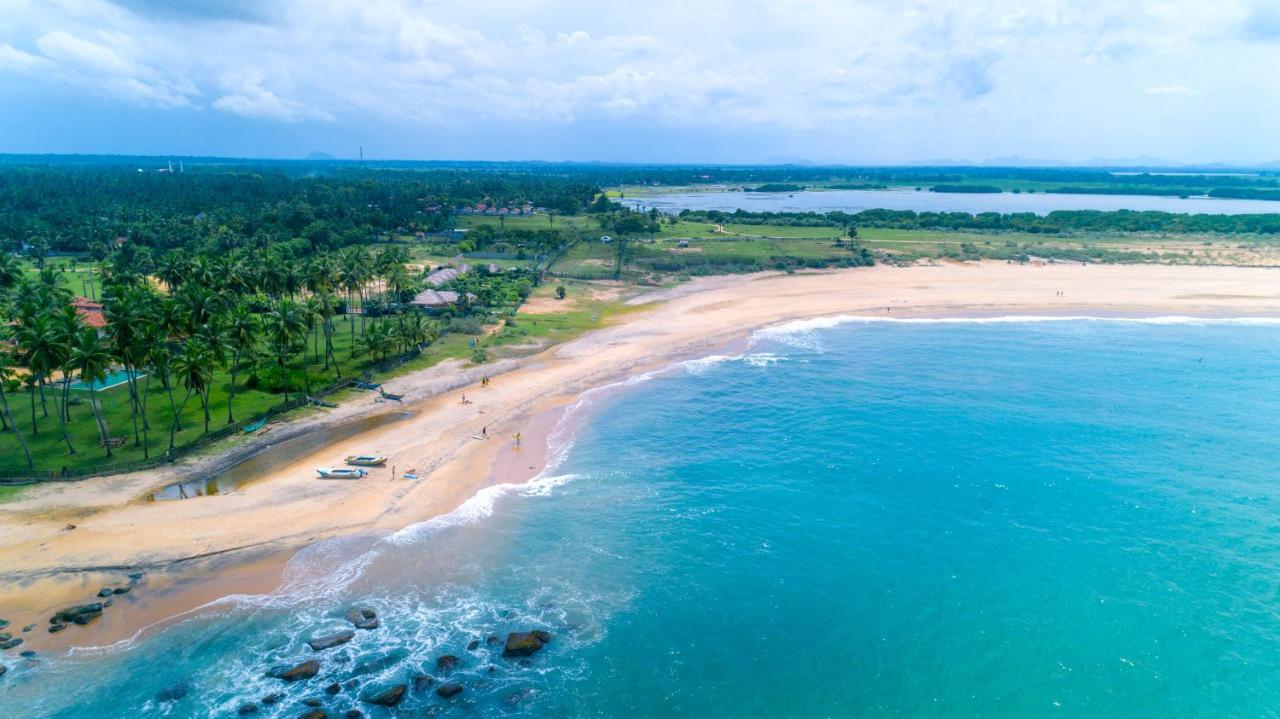 Blue Waters Arugam Bay Exterior foto