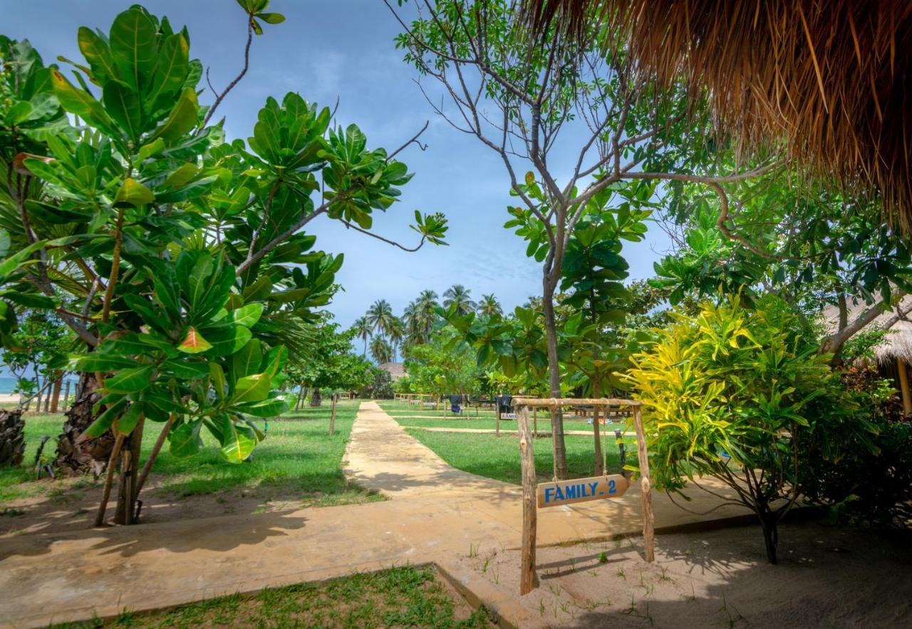Blue Waters Arugam Bay Exterior foto