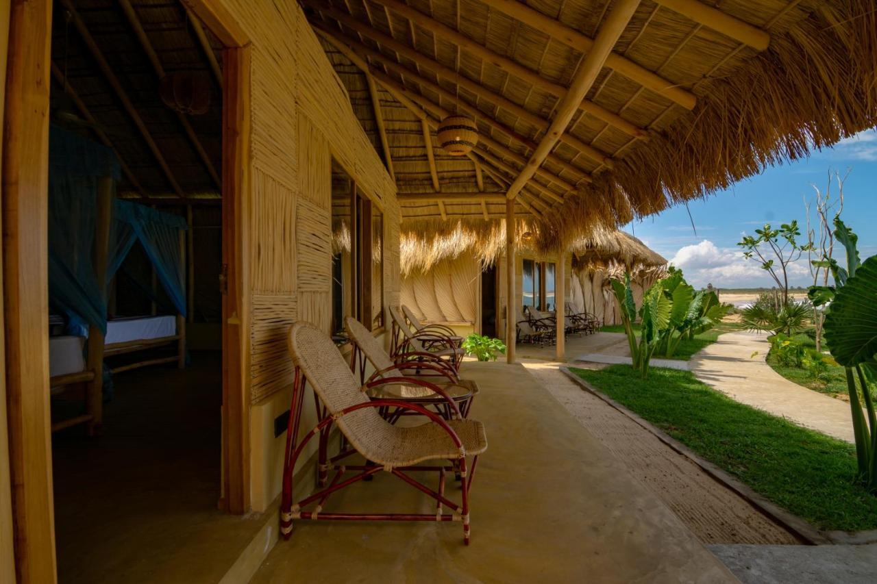 Blue Waters Arugam Bay Exterior foto